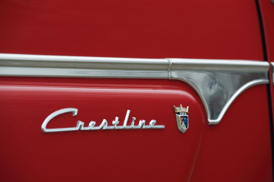  Ford Crestline Sunliner Convertible 1954 года  (фото 5 из 9)